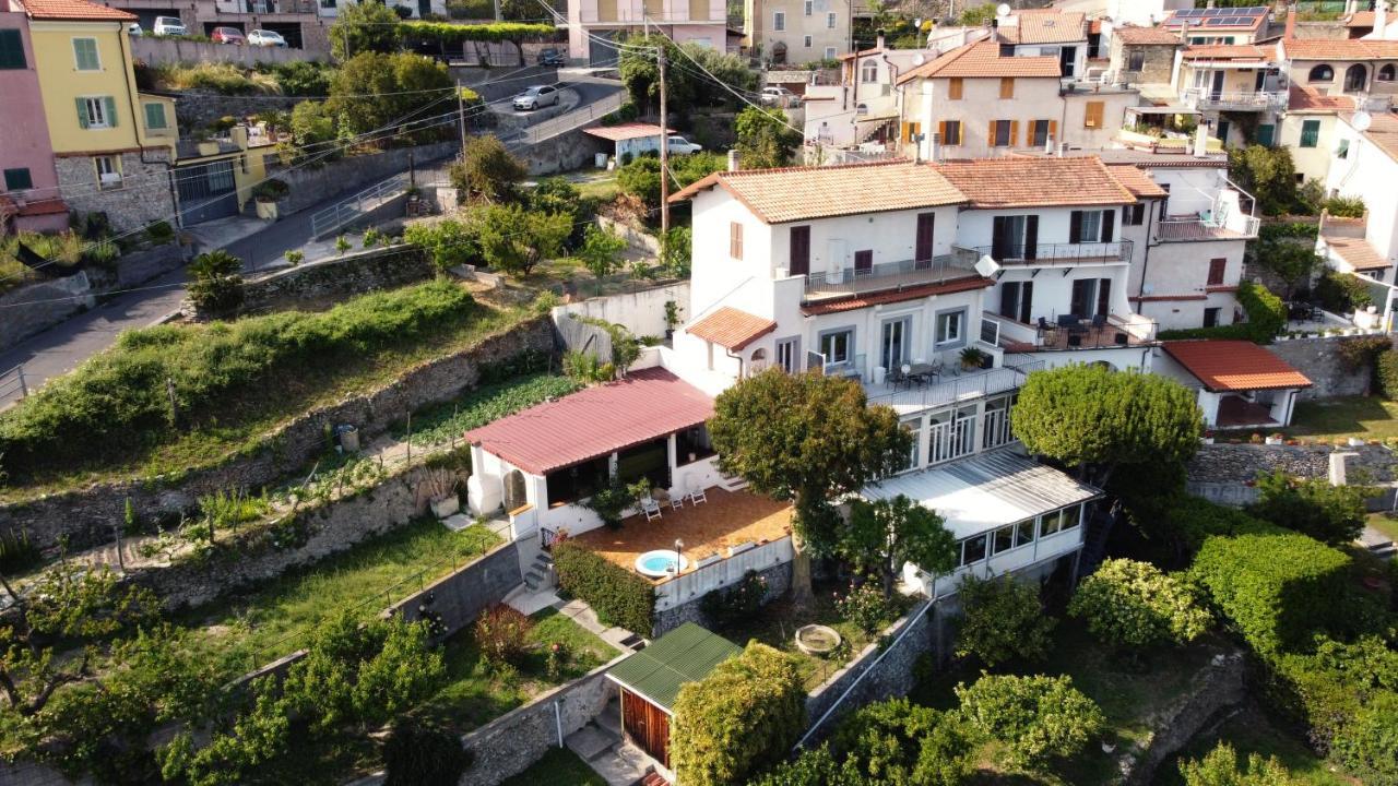 Bardino Nuovo Ampi Terrazzi E Parcheggio - Relax In Villa מראה חיצוני תמונה